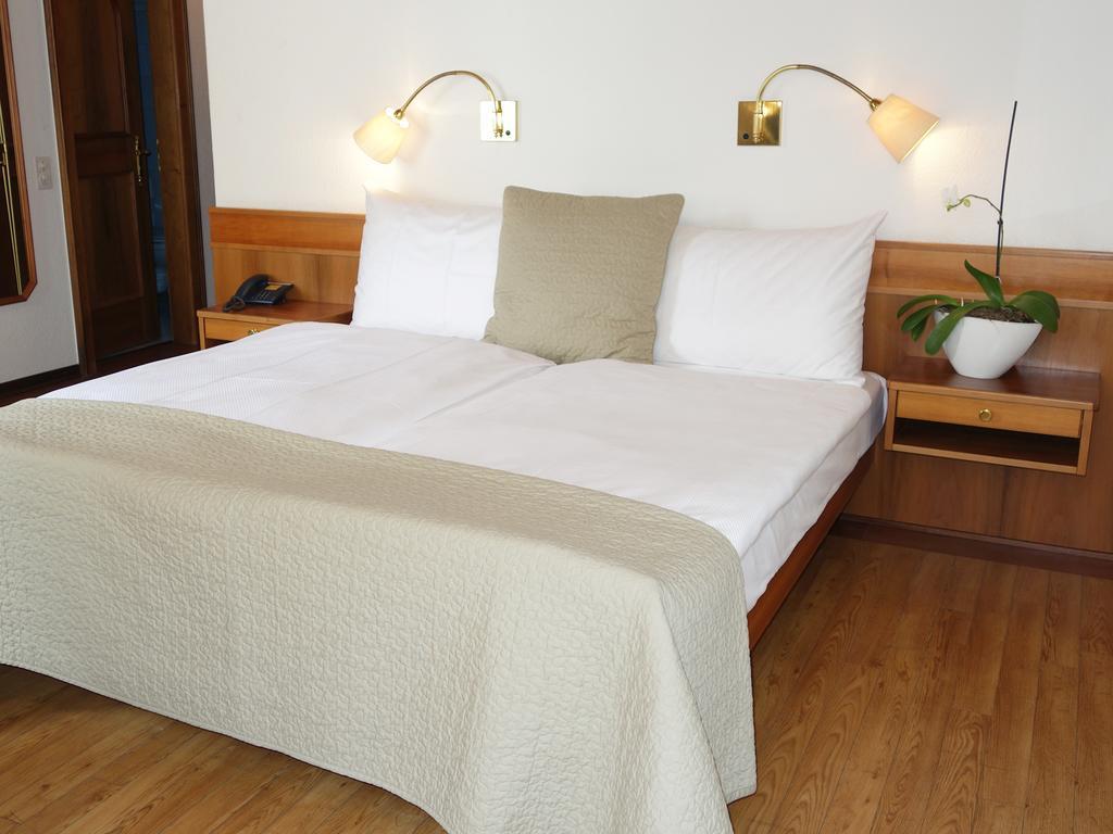 Boutique-Hotel Sonne Bremgarten Kamer foto